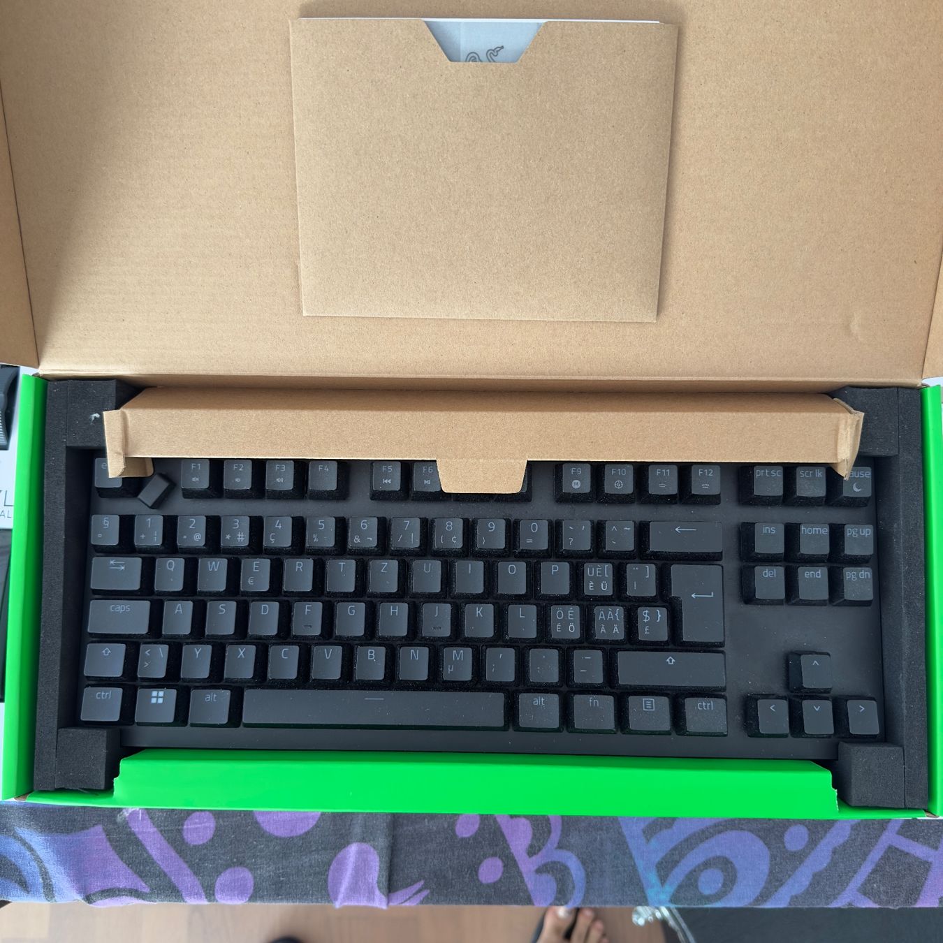 Razer Tastiere: Razer Huntsman v2 Tenkeyless Optical Gaming Keyboard – Usato da Ostermundigen venduto da edu_7rg2 1