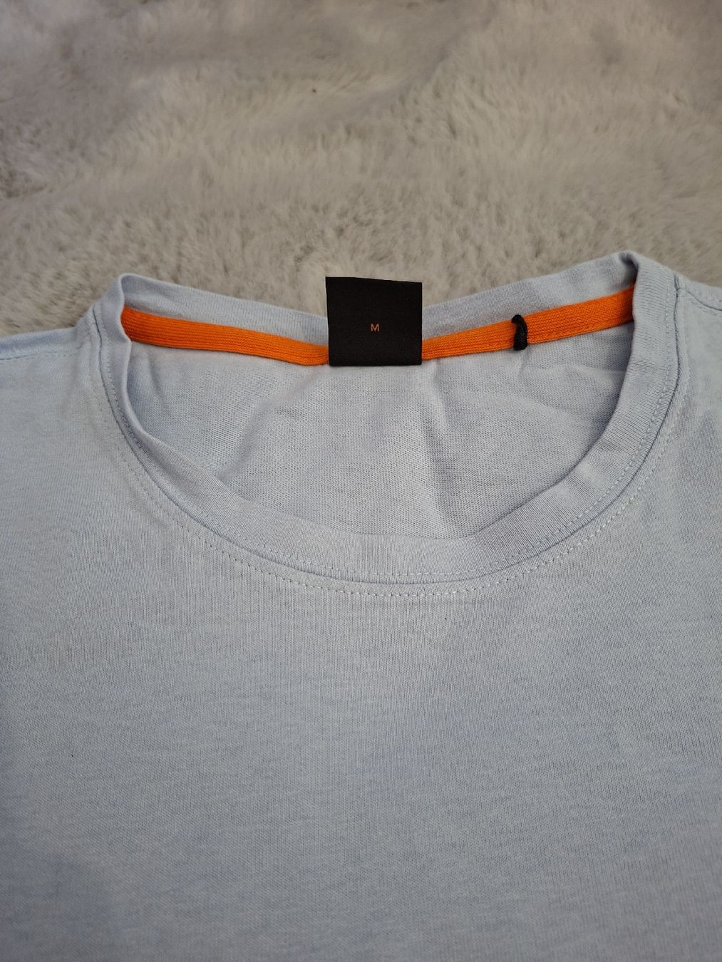 Hugo Boss T-Shirts: T-shirt BOSS bleu clair taille M  – Gebraucht aus Renens VD von ser_j2fn 6