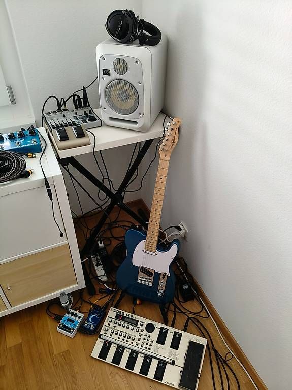 Musikinstrumente: DAWless Bundle mit KRK V6  Synths, FX, Mixer, Gitarre – Gebraucht aus Kriens von SA_120 2