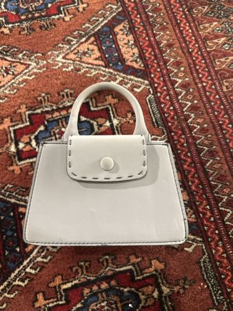Zara Handtasche hellblau klein mit Umhängegurt neuwertig