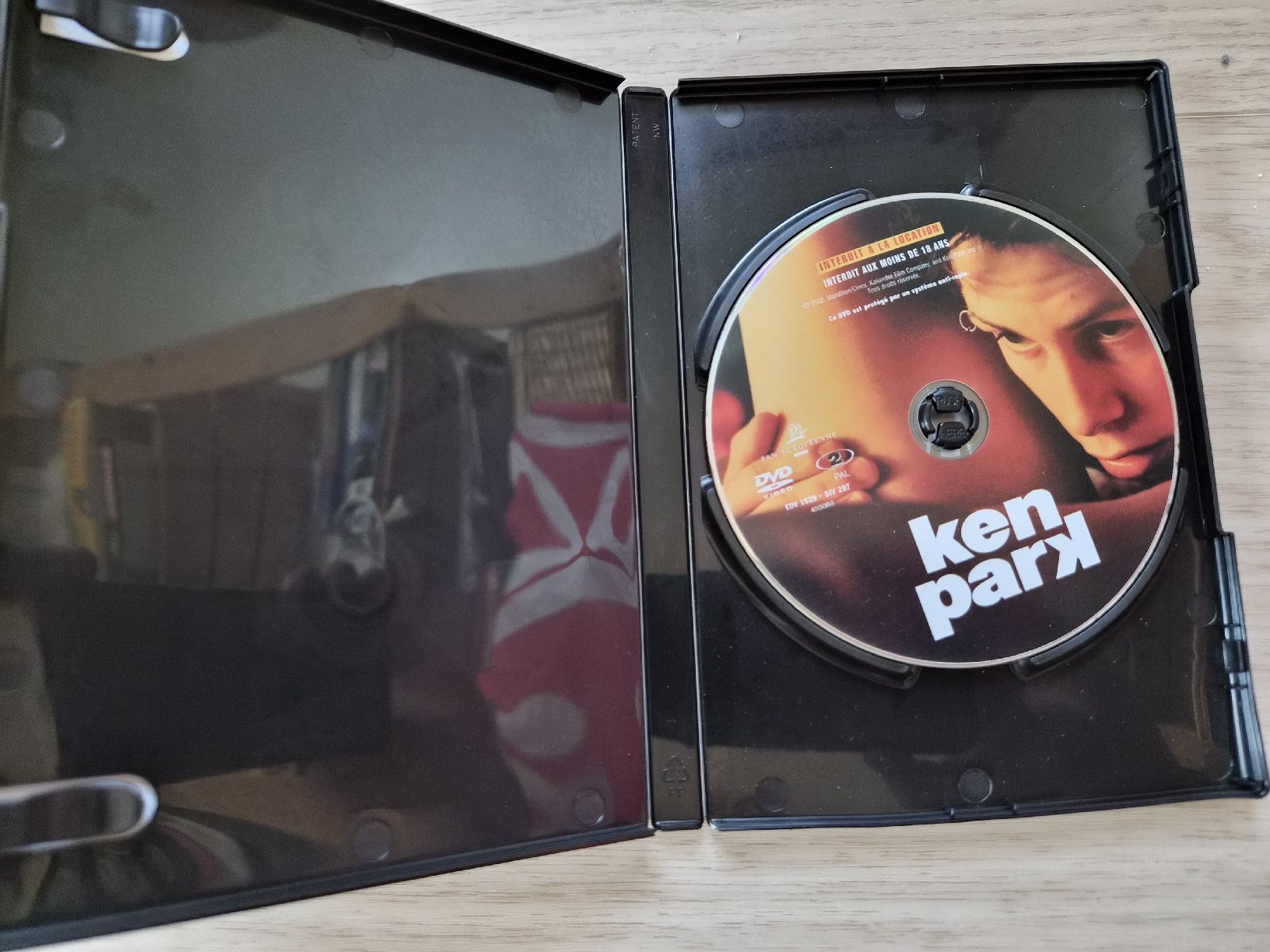 Tutti i DVDs: DVD Ken Park Larry Clark Ed Lachman 2002 – Usato da La Joux FR venduto da car_ck96 1