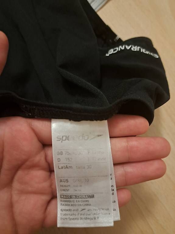 Maillots de bain & Bikinis: Speedo Badeanzug  – D'occasion à Dübendorf par dersaurier 2