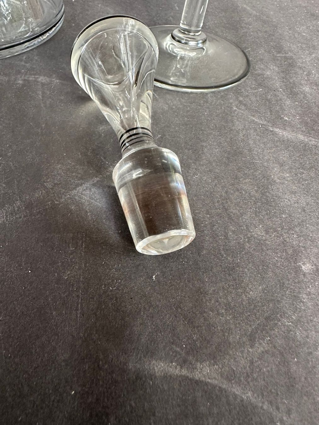 Caraffe: Sevres Glas Karaffe + 2 Winegläser – Usato da Saas im Prättigau venduto da norman02 3