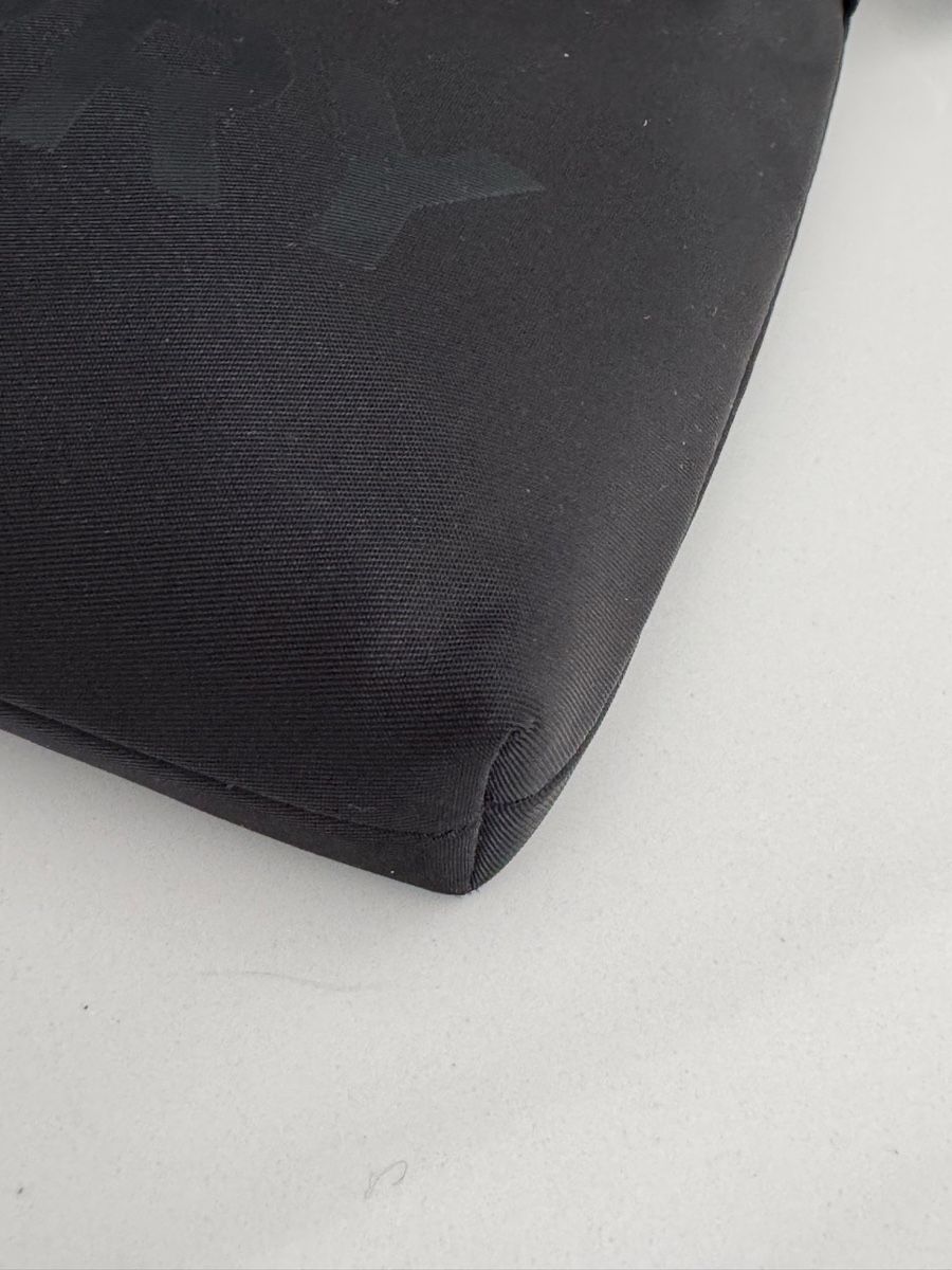 Burberry Borse: Burberry Umhängetasche schwarz, ab 1.- – Usato da Uitikon Waldegg venduto da westsaigon 3
