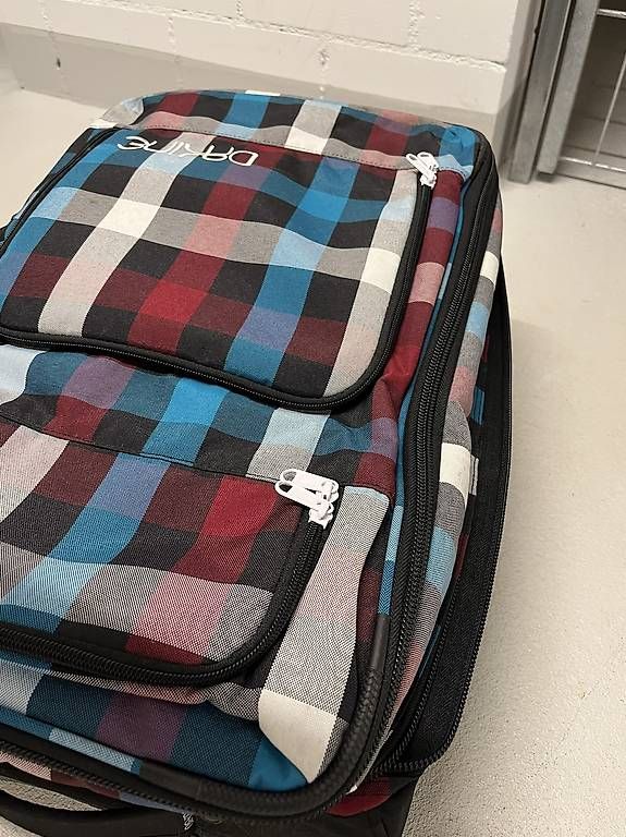 Valigie: Reisekoffer 55 Liter Dakine – Usato da Gümligen venduto da BartschJ 2