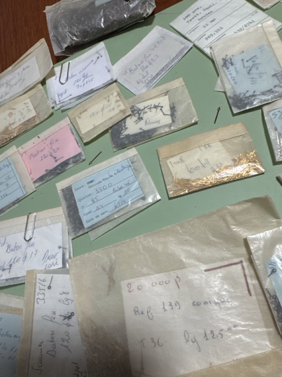 Ferri: Lot vintage aiguilles – Nuovo e nell'imballaggio originale da La Chaux-de-Fonds venduto da lida2005 3