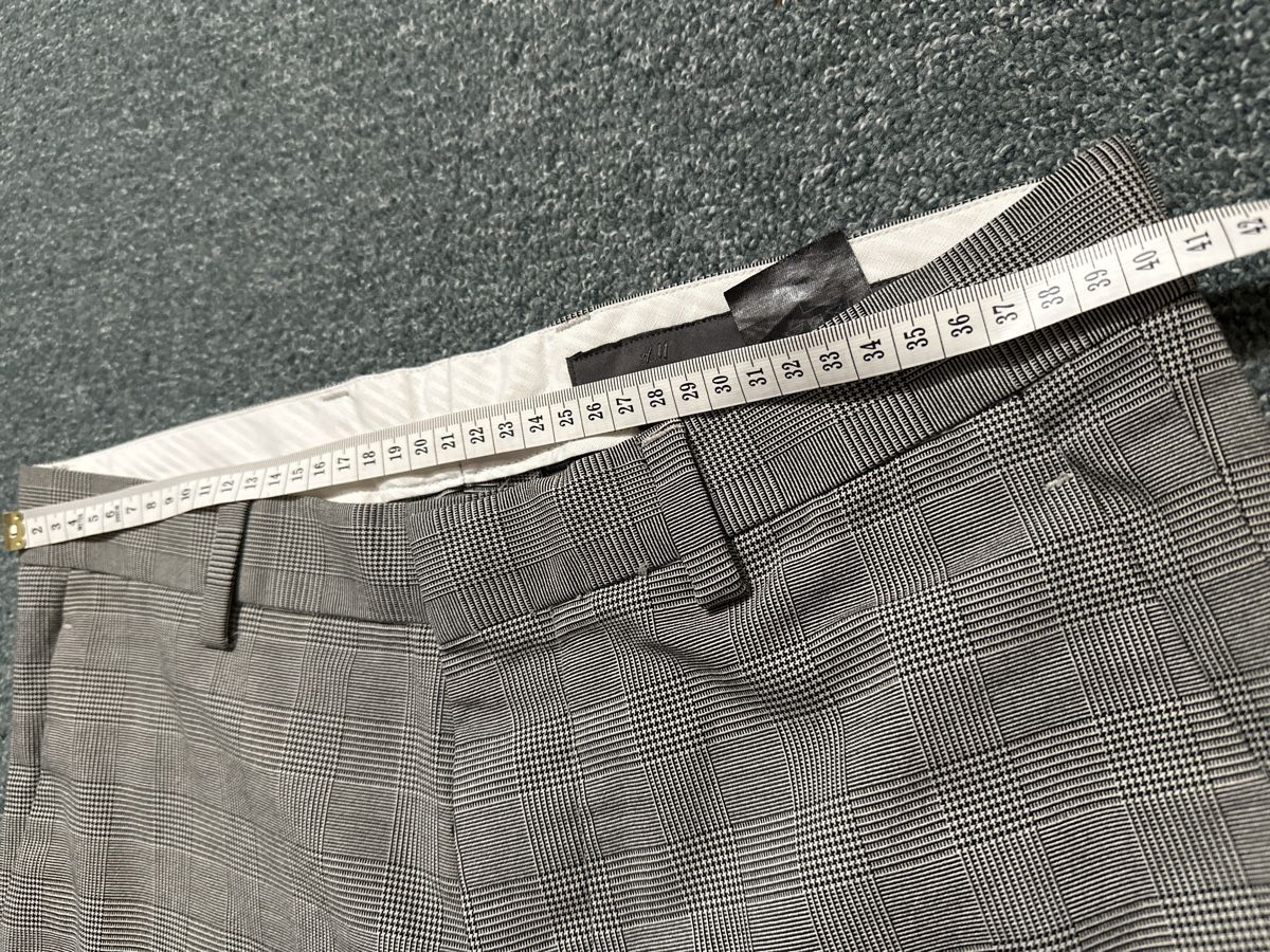 H&M Pantaloni: H&M Stoffhose kariert  – Nuovo (secondo la descrizione) da Baltschieder venduto da YmroBe 1