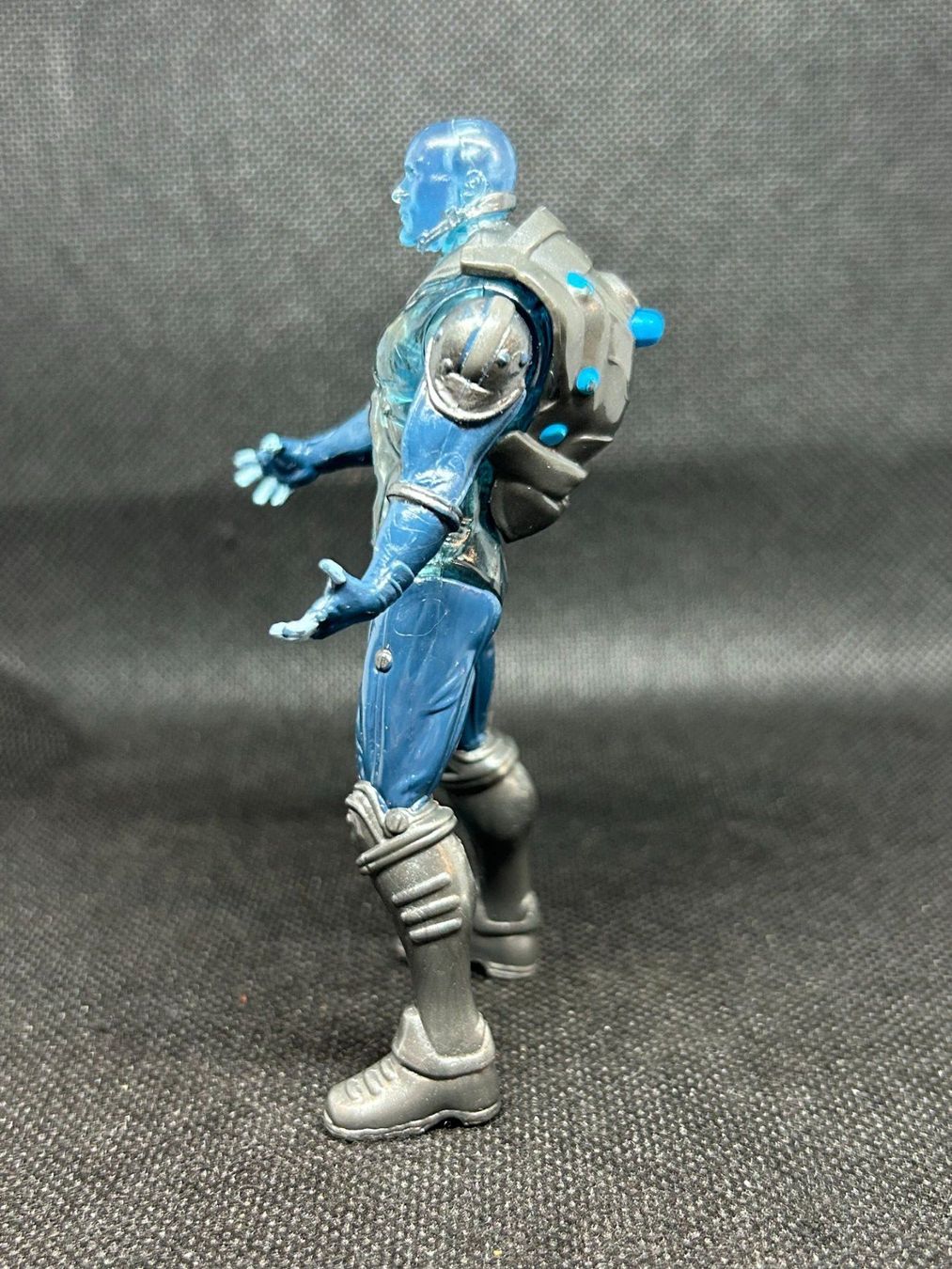 Marvel Statuette: Marvel Spiderm Man Electro Action figure vintage – Difettoso da Lausanne venduto da Retro-geek 1