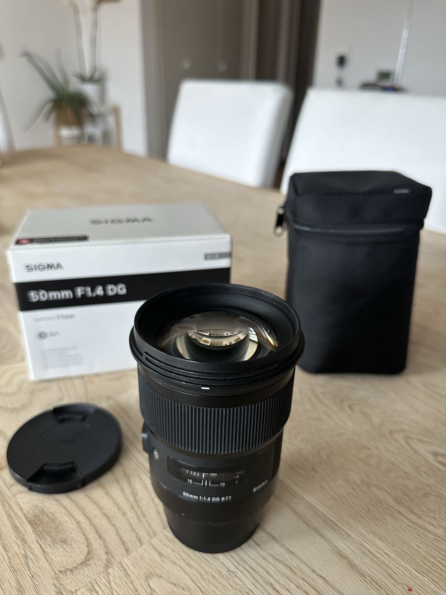 Sigma Objektive: Objectif Sigma 50mm F1.4 DG Art 77mm E-mount – Gebraucht aus Gland von ManRay11
