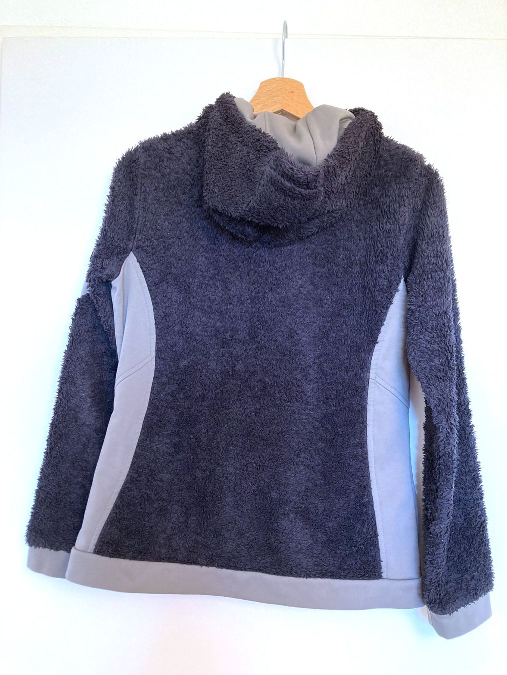 Maglioni & Felpe: Jacke / Pullover schwarz - Grösse 38 – Usato da Grüt (Gossau ZH) venduto da javelin00 1