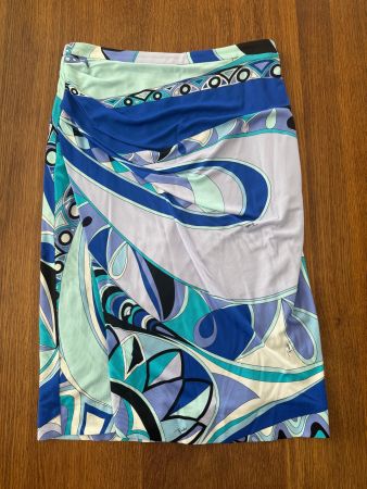 Designer-Rock von EMILIO PUCCI – Grösse 36/38 –Top Zustand