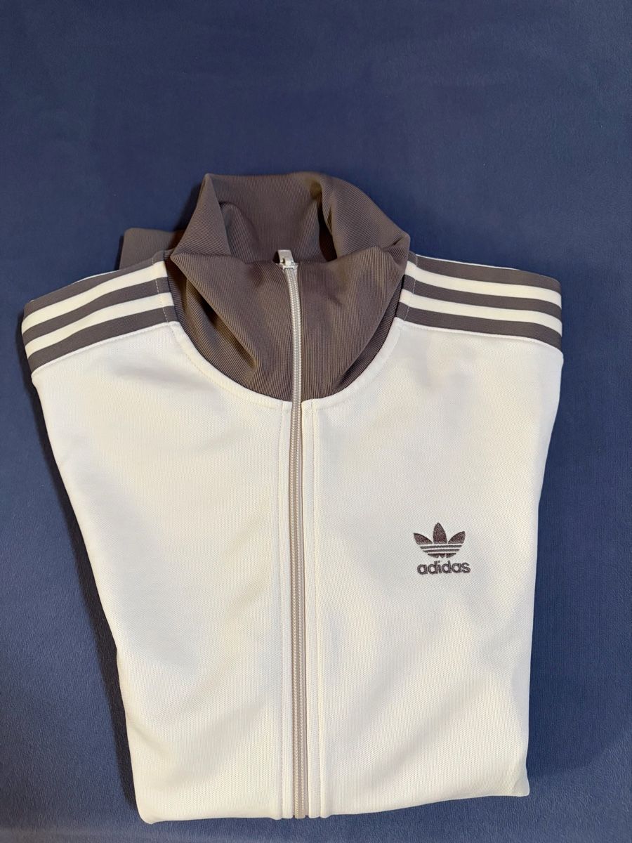 Adidas Giacche: Veste Adidas zippée – Nuovo (secondo la descrizione) da Lens venduto da lam_ty5z
