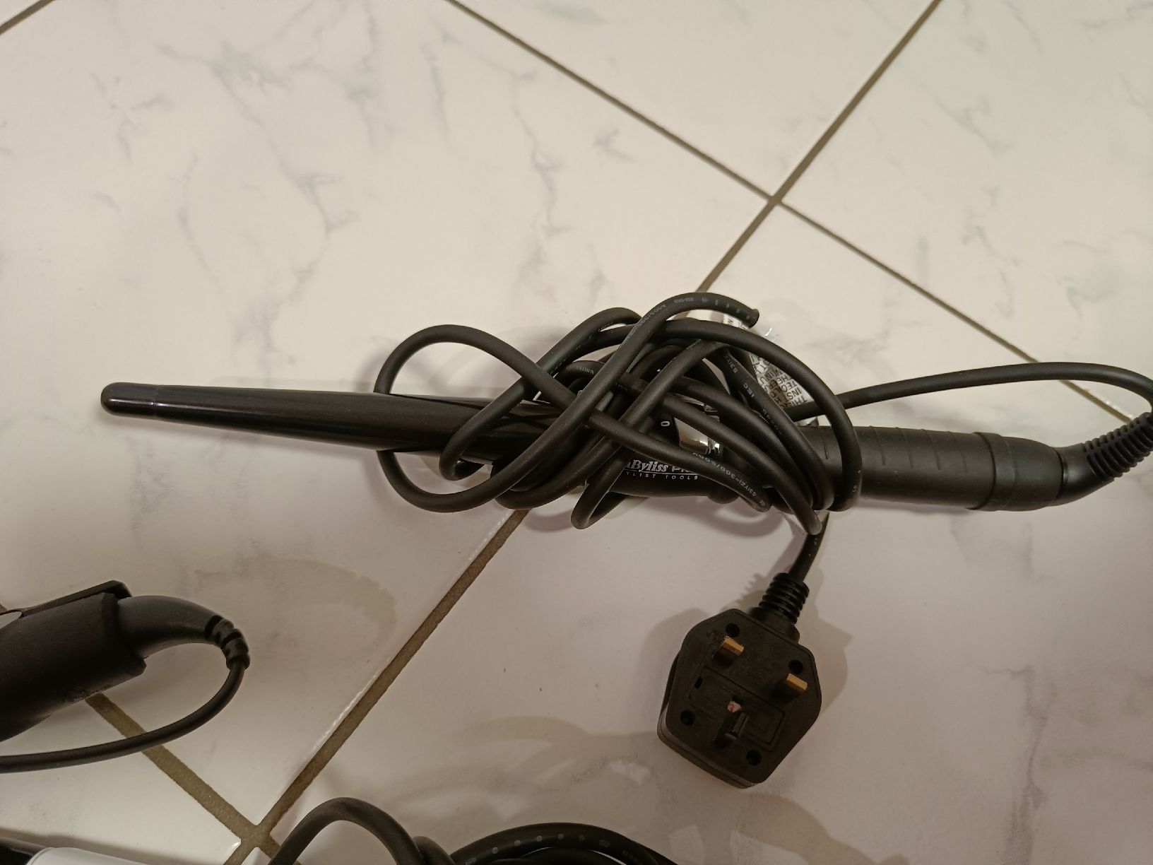 BaByliss Piastre & Arricciacapelli: Babyliss Lockenstab – Usato da Schwyz venduto da Francesca54 2