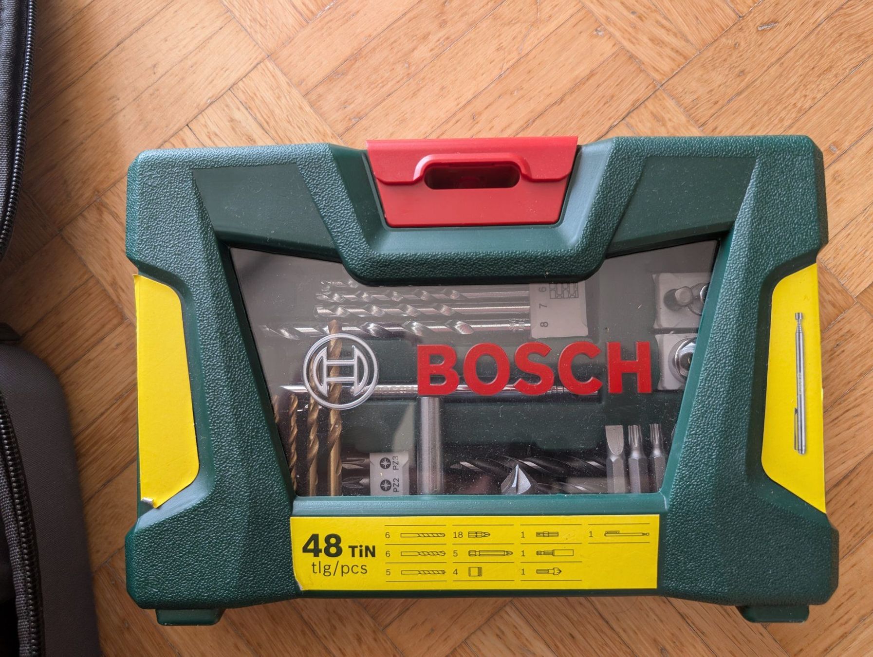 Bosch Trapani: Bosch Akkuschrauber + 48-tlg Bohrer-Set | Versand möglich – Usato da Cham venduto da aaron_pina 2