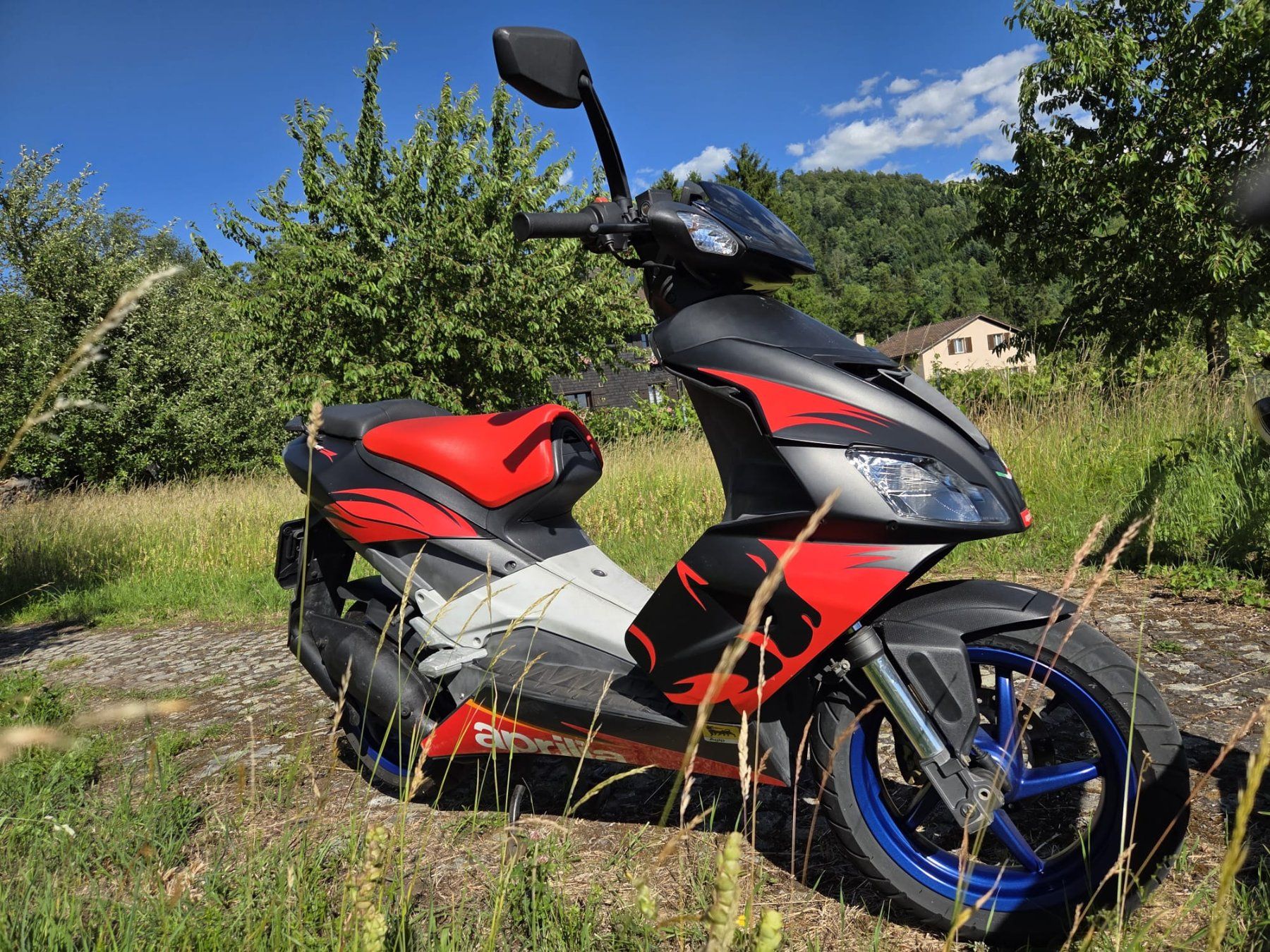 Aprilia Scooters: Aprilia SR 50 – Gebraucht aus Baar von mau010 7
