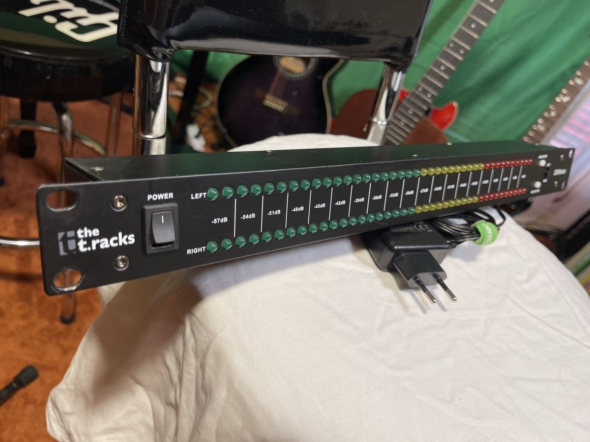 Console di mixaggio: DB Meter the.t.racks Gerät 19zoll 1HE – Usato da Eriz venduto da qot