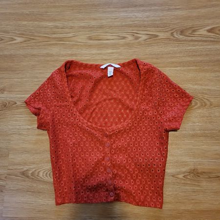 Crop top en broderie anglaise