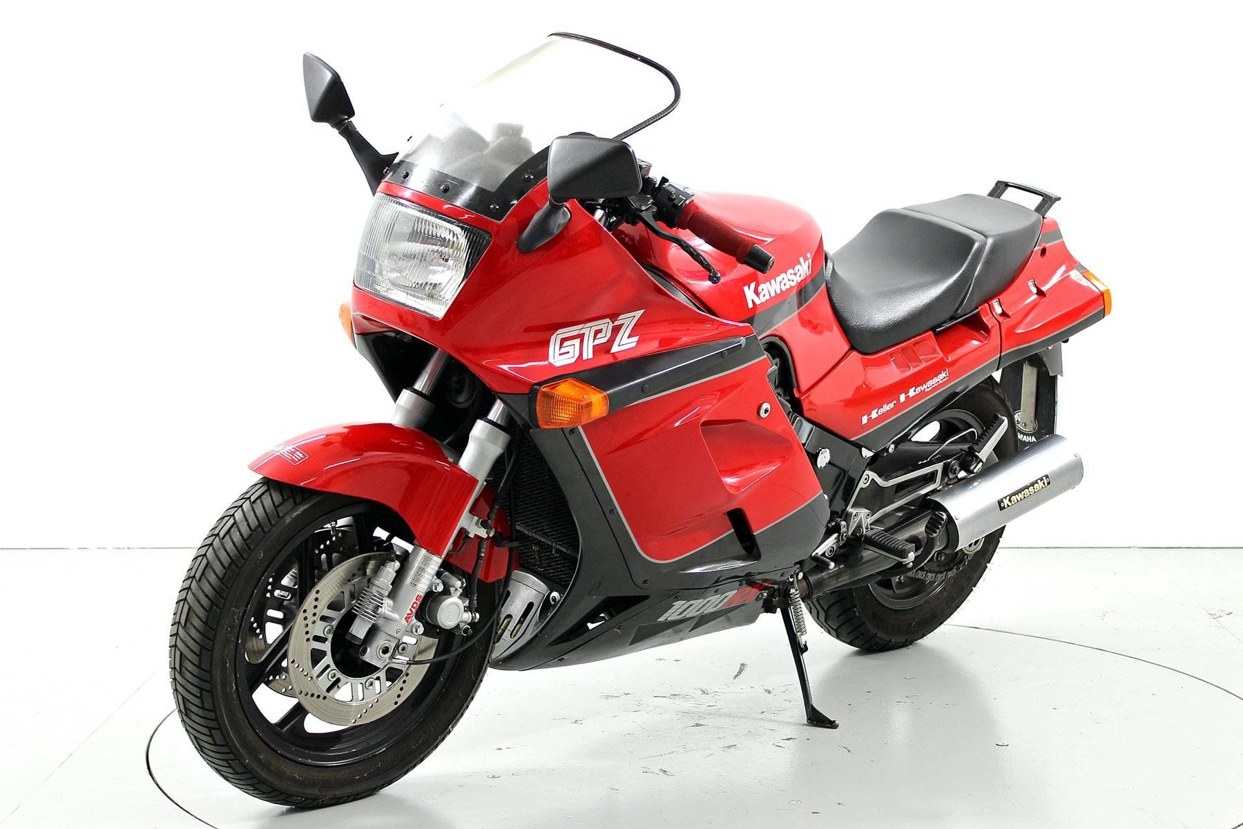 Kawasaki Strasse: Kawasaki GPZ 1000 RX – Gebraucht aus Winterthur von  3