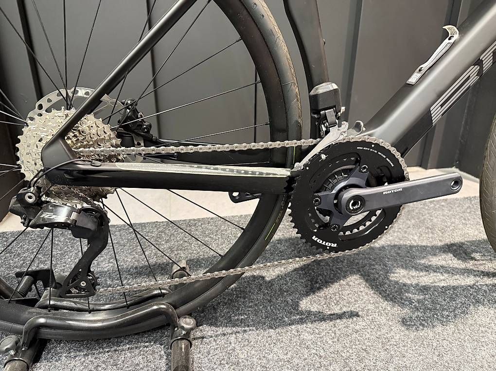 Velos: BMC Roadmachine 01 AMP Three Gr. 58 – Gebraucht aus Chur von bielersport_ch 4
