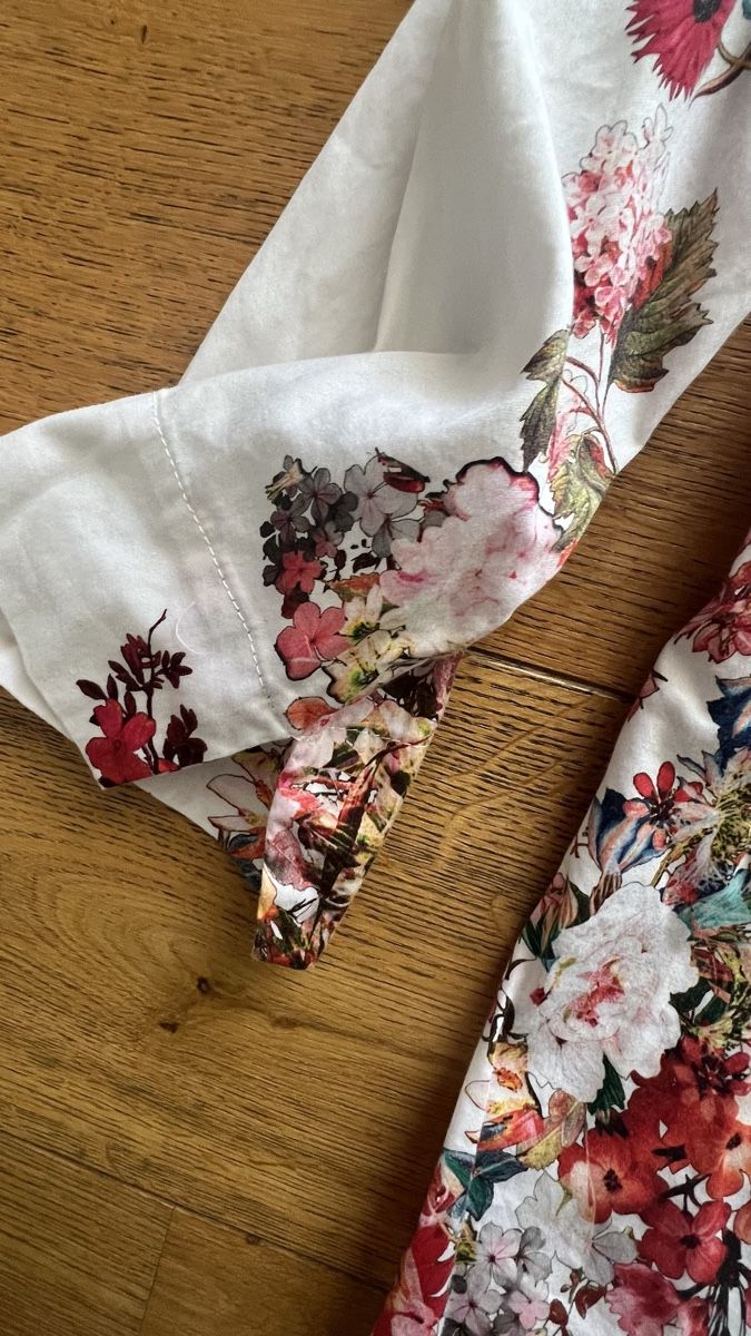 Camicette: Mara Camicie Bluse, Italienische Baumwolle mit Blumenmuster – Nuovo (secondo la descrizione) da Rütihof venduto da Rosy13 1