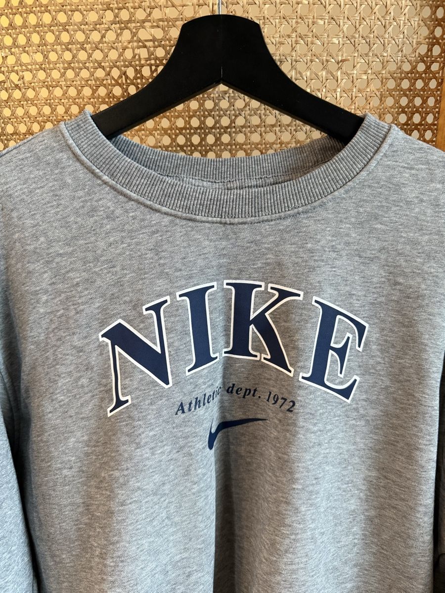 Nike Maglioni & Felpe: Nike Sweatshirt, XS, Grey, Athletic Dept – Usato da Langenthal venduto da vik_v5ml 2