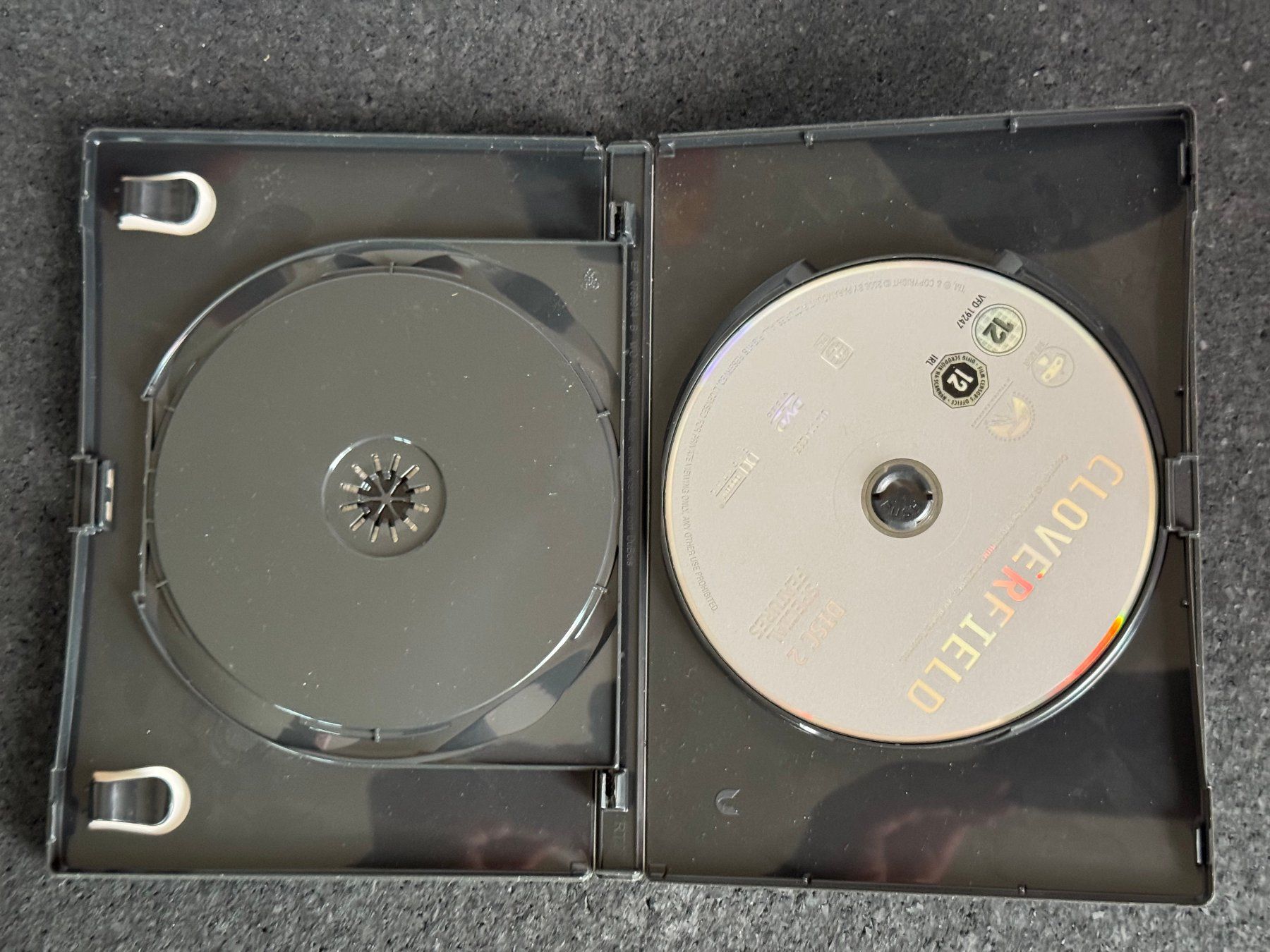 Alle DVDs: CLOVERFIELD two Disc Special Edition DVD EN (A) – Gebraucht aus Fribourg von tschjoly 5