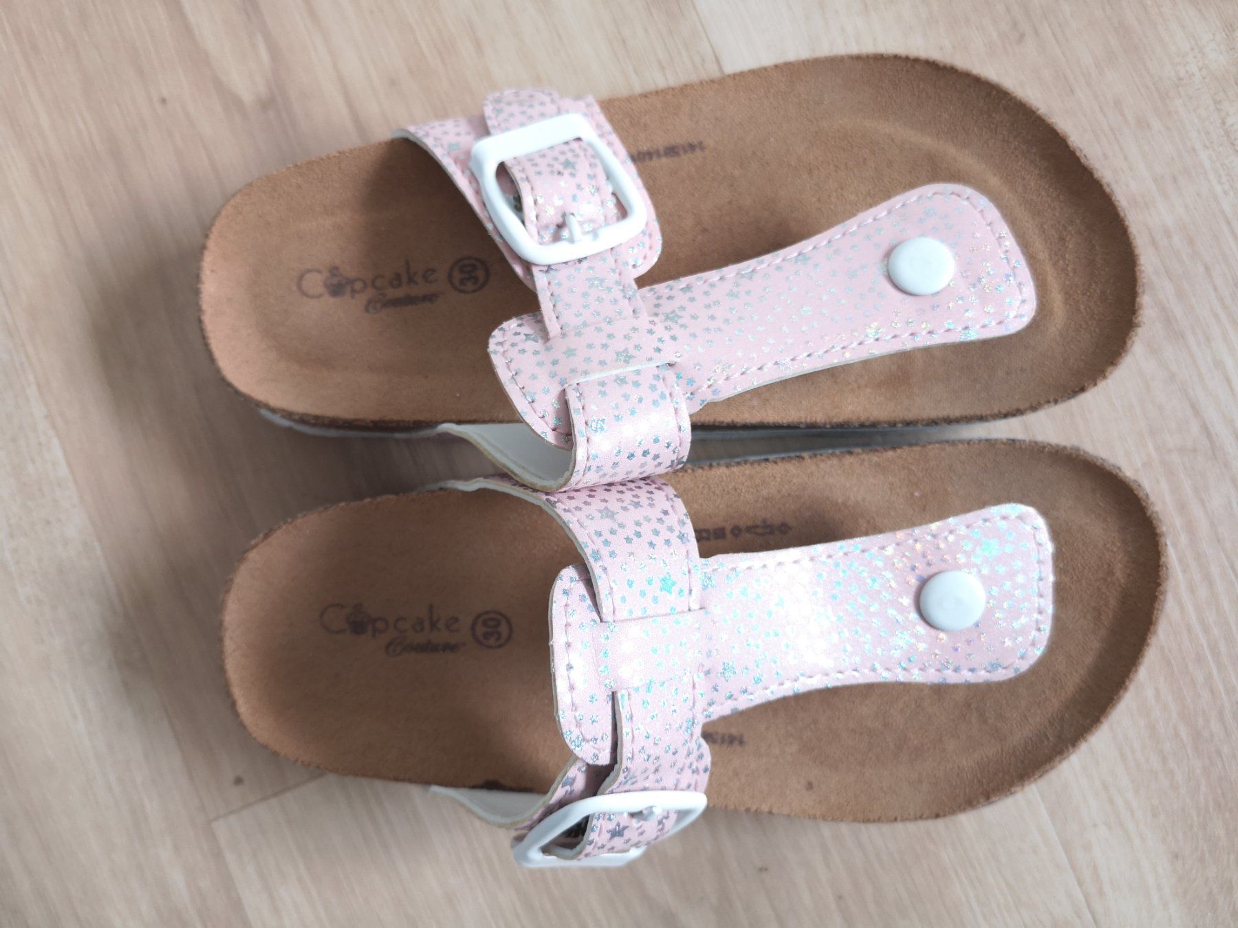 Scarpe per ragazze: Sandalen – Usato da Gipf-Oberfrick venduto da acneuc
