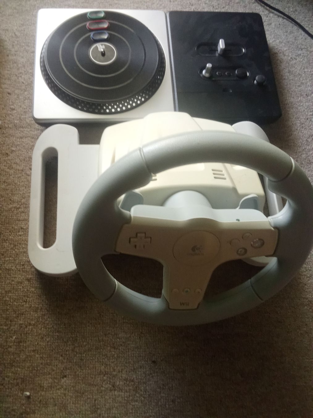 Nintendo Console: Nintendo Wii zubehör  – Usato da Turbenthal venduto da fatalbeauty