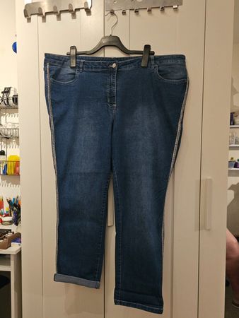 Modische Damen Stretch-Jeans Kurzgrösse 26, PlusSize
