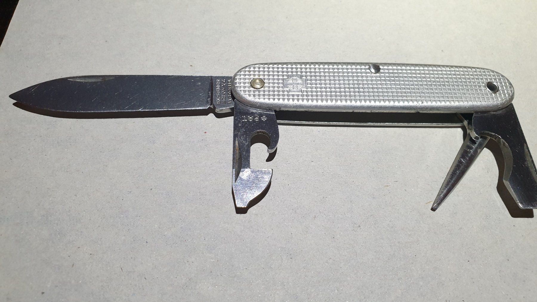 Victorinox Taschenmesser: Elsener Militar 68 Alox Sackmesser – Gebraucht aus Val D Illiez von SnowRoof