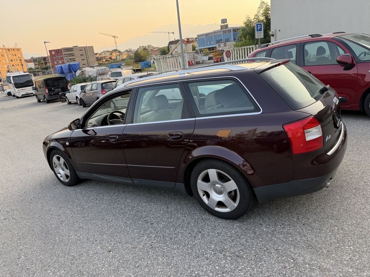 Audi Autos: ‼️AUDI A 4 AVANT  – D'occasion à Gordola par sai_2bz9 2