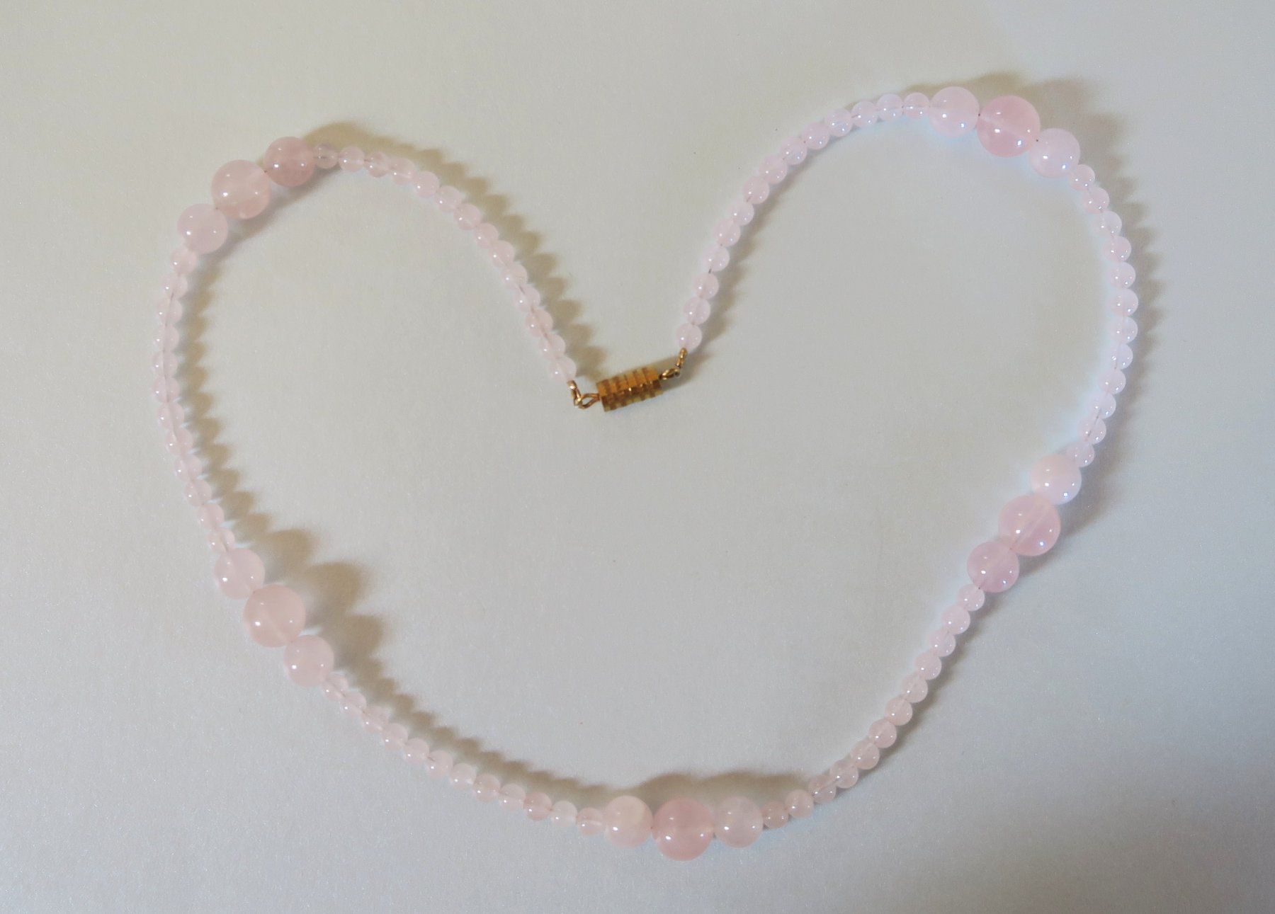 Catenine: Rosenquarz Perlenkette – Usato da Brittnau venduto da marlenestone 2