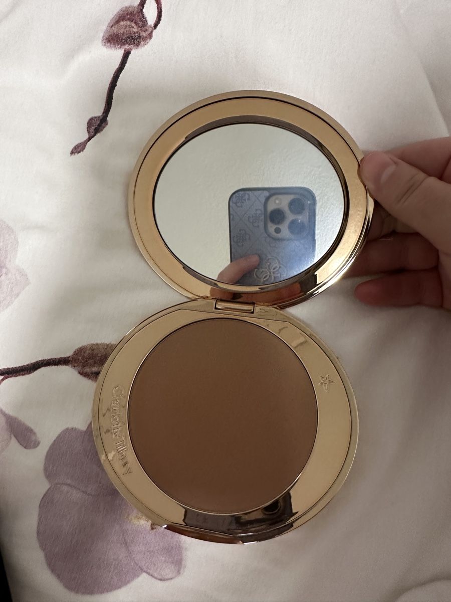 Charlotte Tilbury Make-up: Charlotte Tilbury Airbrush Bronzer Medium – Nuovo (secondo la descrizione) da Oberurnen venduto da nes_8xqt 2