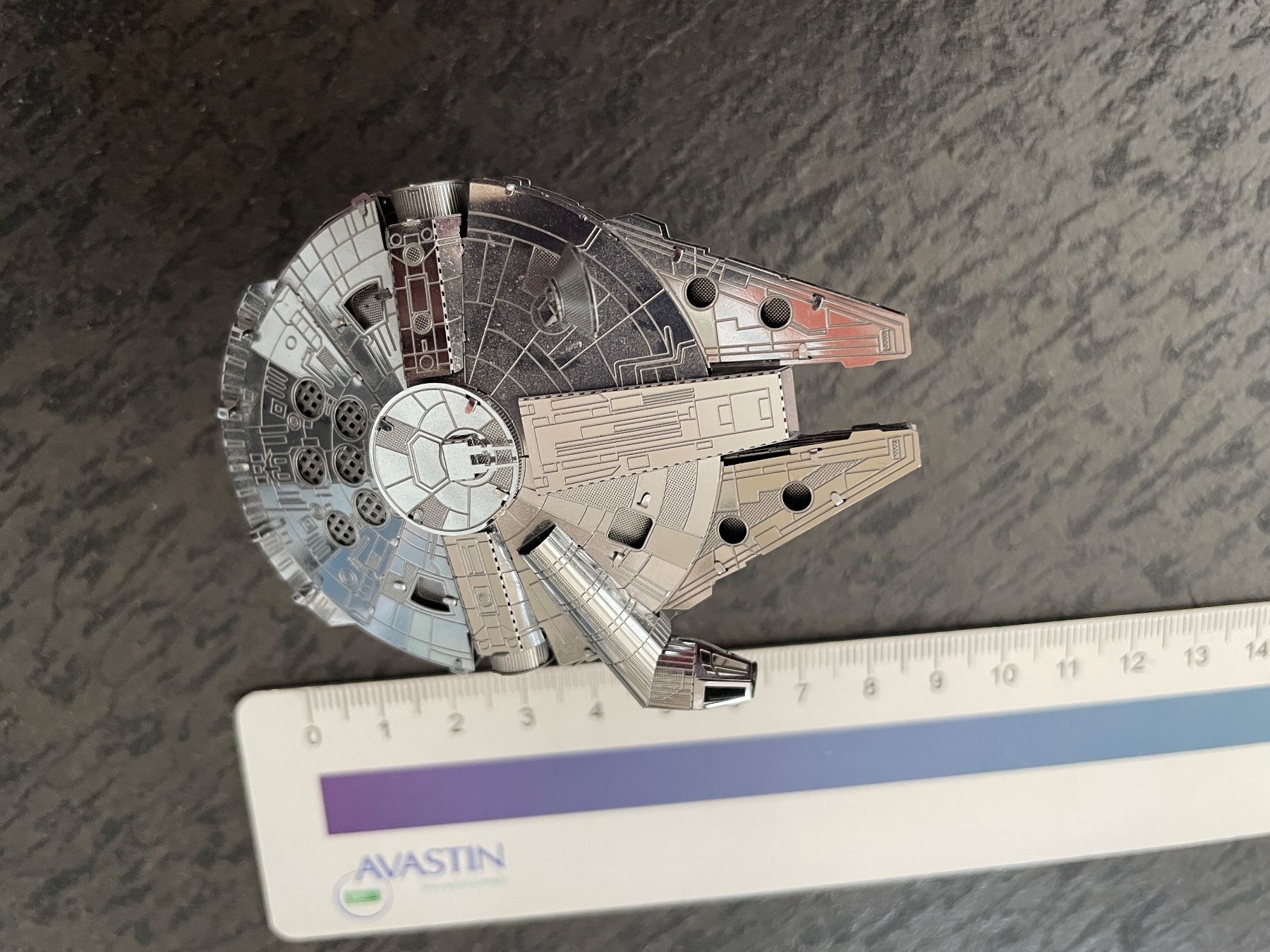 Star Wars Kit di modellismo & Modellini statici: Star Wars Millennium Falcon mini – Usato da Füllinsdorf venduto da bienli 1
