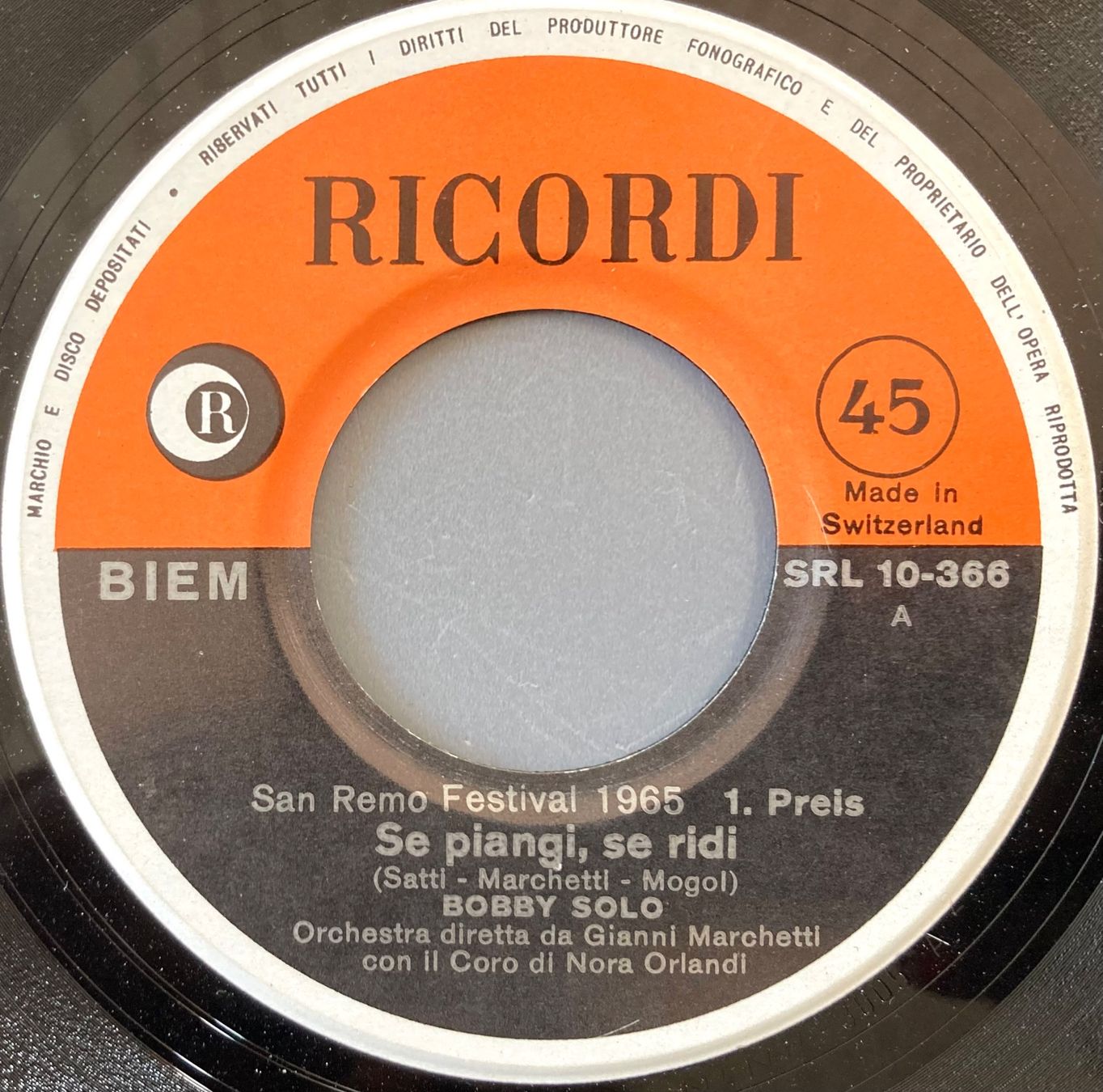 Dischi in vinile: BOBBY SOLO - SE PIANGI, SE RIDI – Usato da Poliez-Pittet venduto da Newtown-Records 2