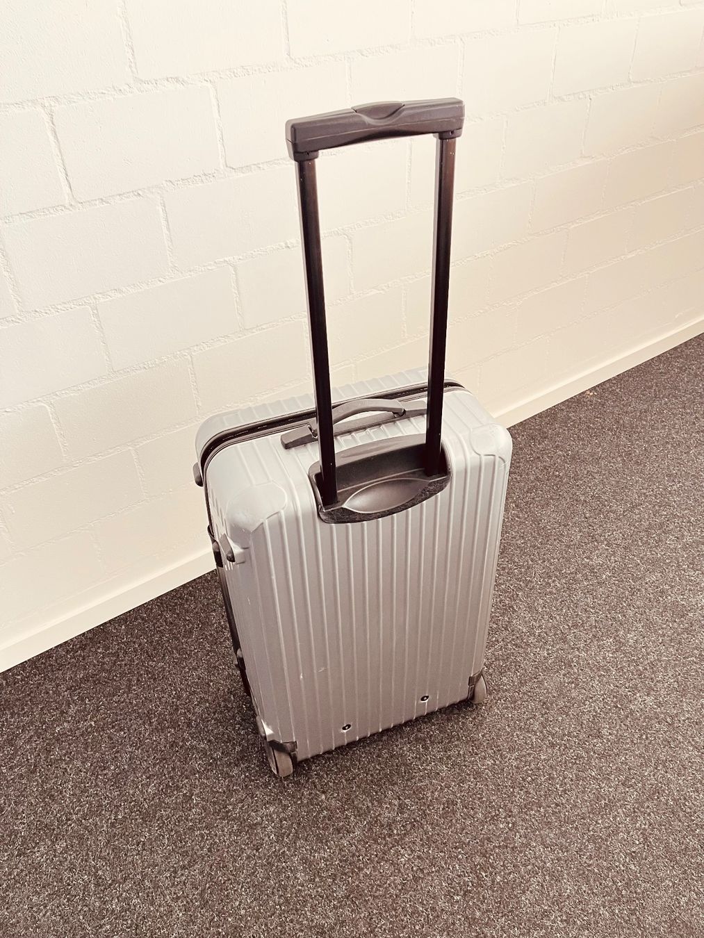 Rimowa Valigie: RIMOWA Check-In M-Koffer – Usato da Pfäffikon ZH venduto da thefifthminority 1