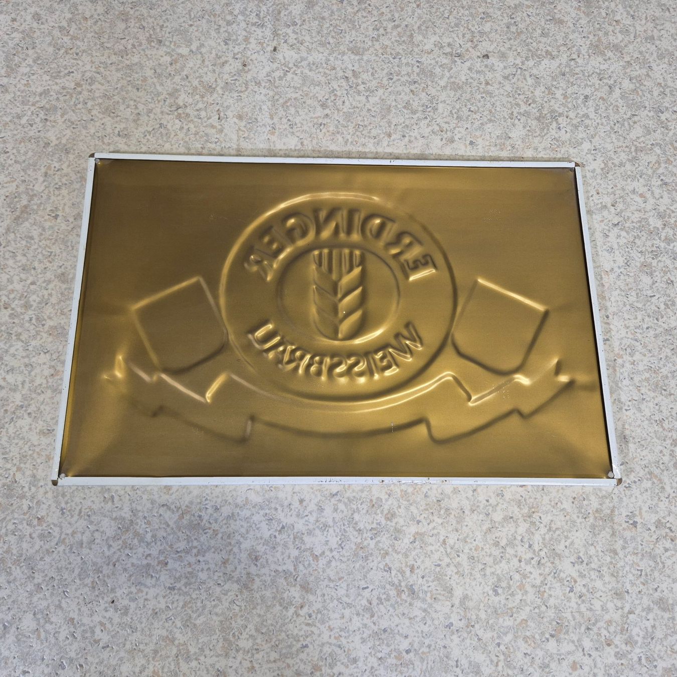 Insegne: Erdinger Weissbräu Relief Werbeschild Blechschild Schild – Usato da Nottwil venduto da Wondewa-Shop 8