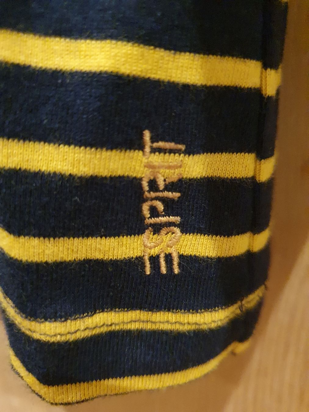 Esprit T-shirt: Esprit Shirt 3/4 Ärmel – Nuovo (secondo la descrizione) da Giswil venduto da Buchs18 2