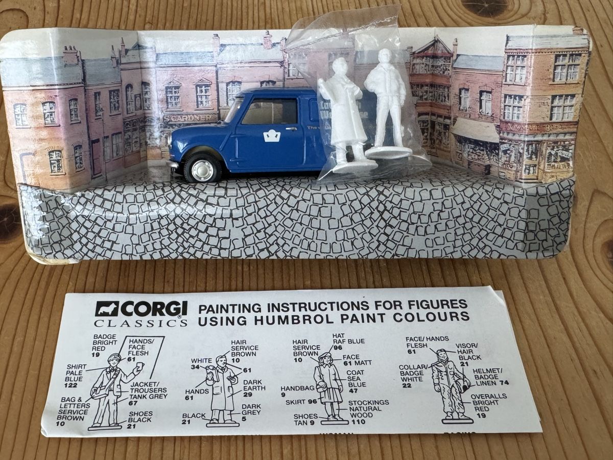 Corgi Toys Modellini d'auto: Corgi Classics Morris Mini Van, Cavendish Woodhouse, 1/43 – Nuovo e nell'imballaggio originale da Ibach venduto da jansim 4