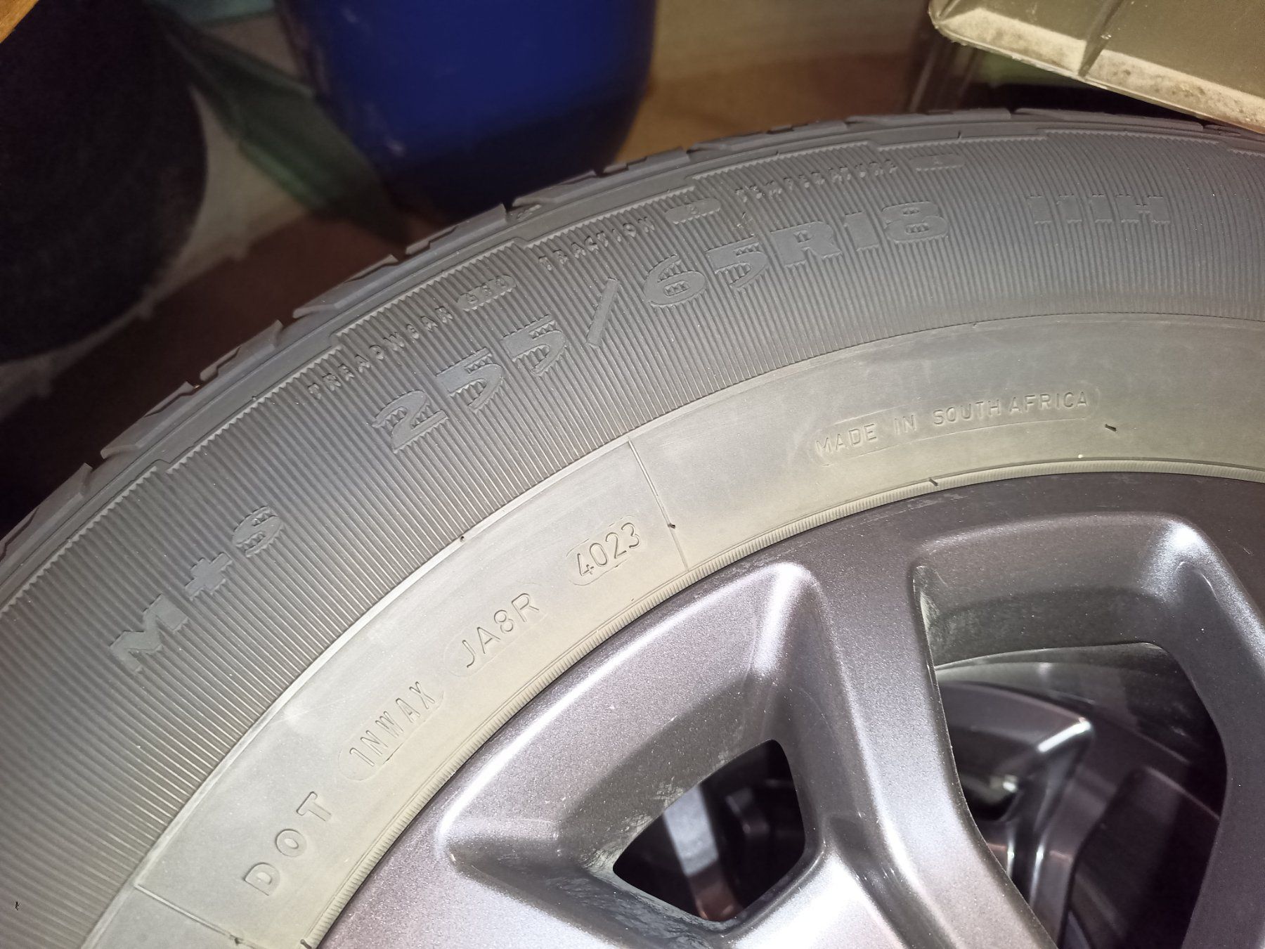 Pneumatici & Ruote complete: Komplettrad Ford Ranger 2024 – Usato da Maur venduto da Ux 1
