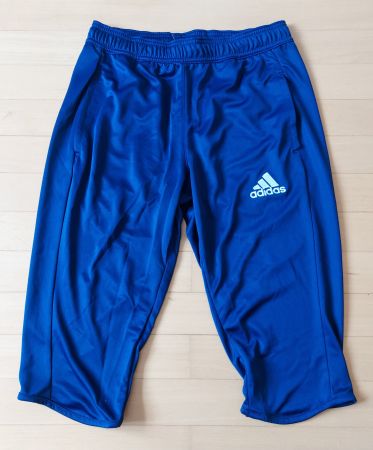 Neue blaue Adidas 3/4 Sporthose Gr. S