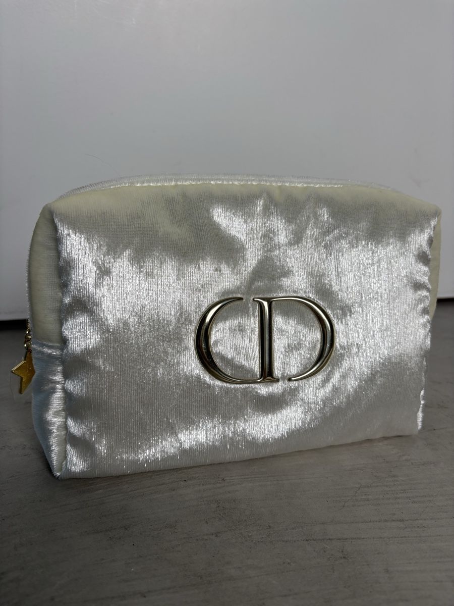 Dior Custodie per cosmetici: Dior Necessaire Perle – Nuovo (secondo la descrizione) da Steinmaur venduto da aly_mhs6 1