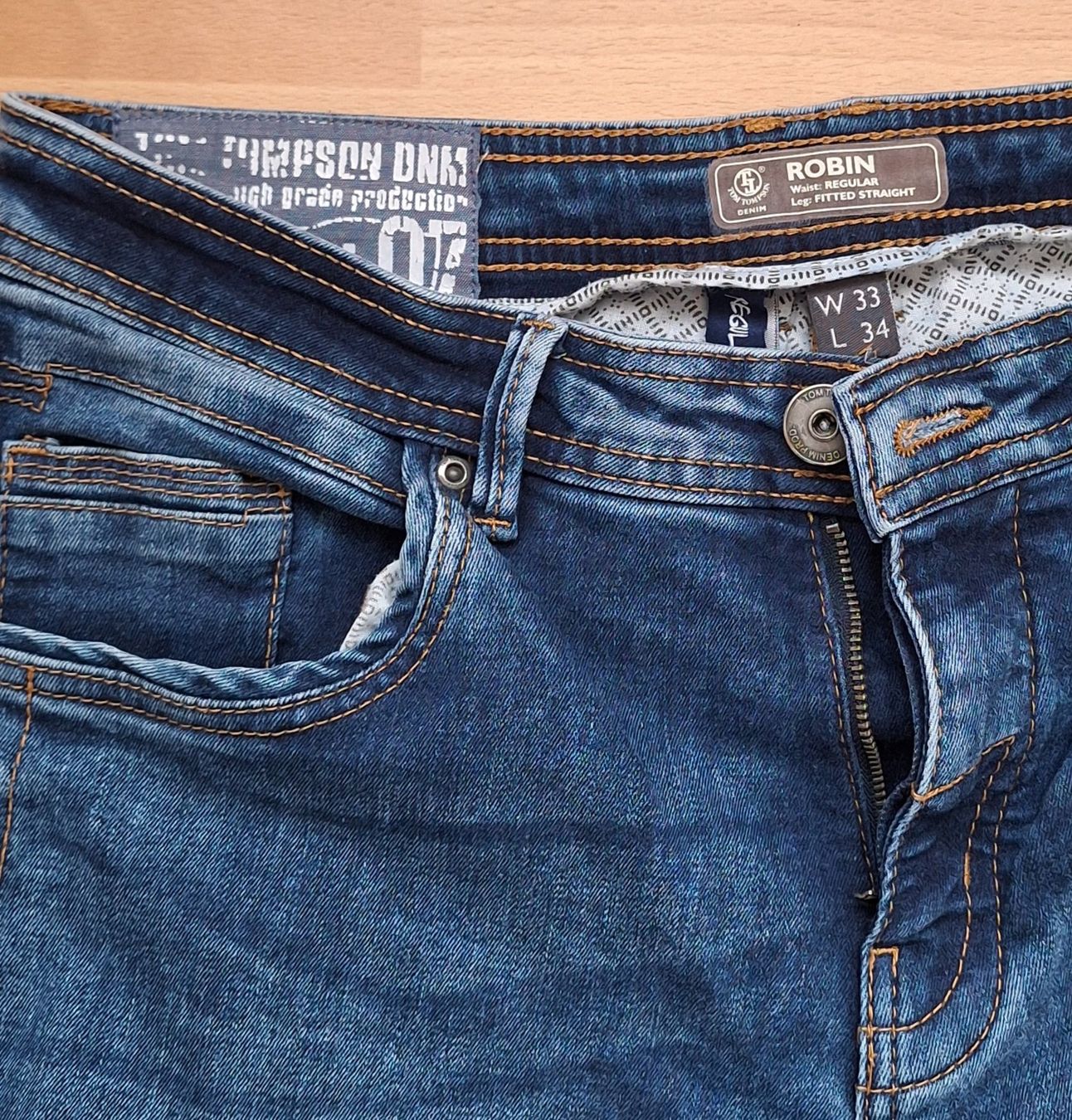 Jeans: Thompson Denim Jeans Robin Grösse W 33 / L 34 – Usato da Wettingen venduto da Egro2 1