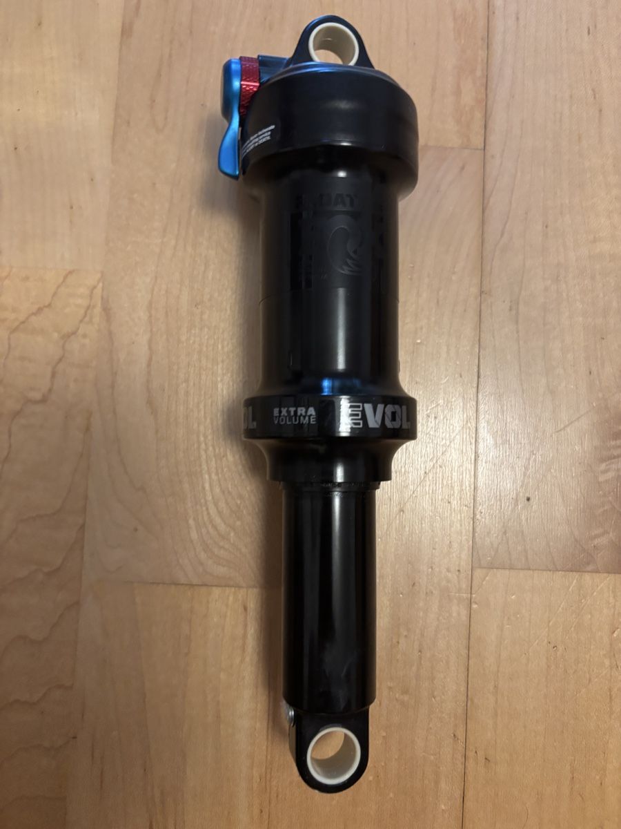 Fox Pièces détachées: Fox Float Evol Dämpfer 200x51  – D'occasion à Basel par a.dent 1