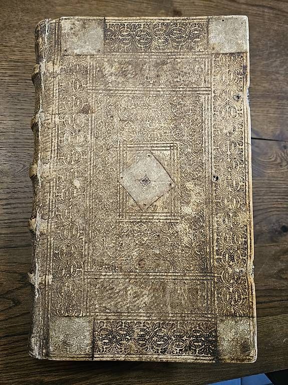 Libri: Bibel aus 1745 – Usato da Buttwil venduto da 1743Broenni 4