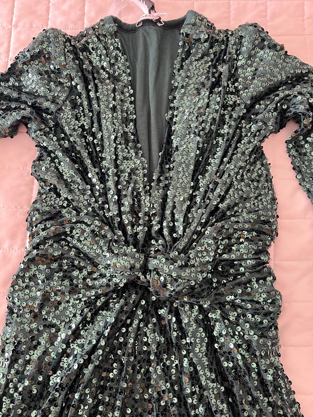 Kleider: P.A.R.O.S.E. Pailletten Abendkleid – Neu und originalverpackt aus Wädenswil von Alice_style 3