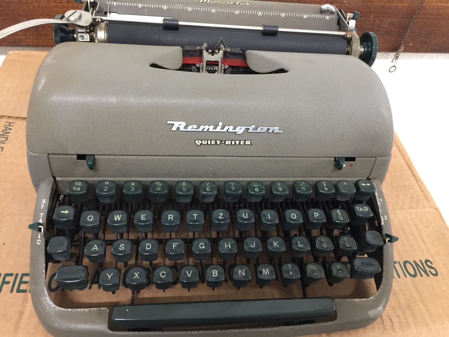 Remington Macchine da scrivere: ALTE REMINGTON SCHREIBMASCHINE – Usato da Dietikon venduto da brocki-eyra 4