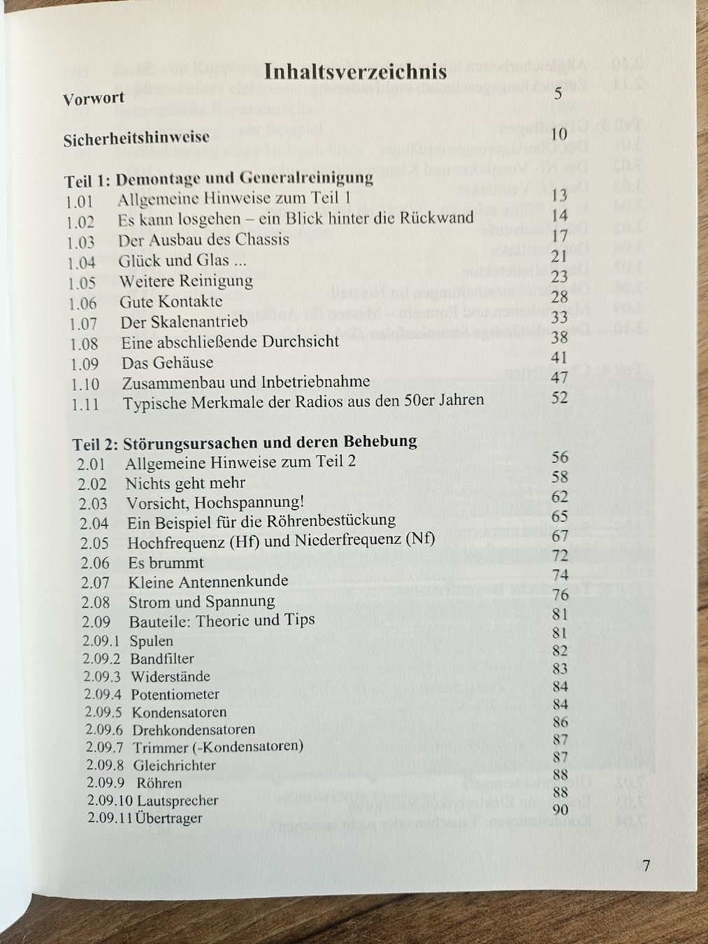 Bücher: Fachbuch über Röhrenradios – Gebraucht aus Winterthur von Dsc3 3