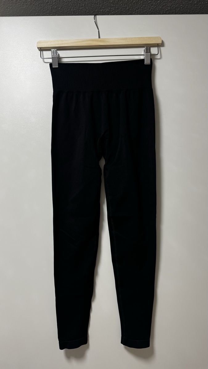 Teveo Leggings: Teveo Leggings schwarz – Usato da Ballwil venduto da lar_czz7