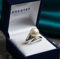 Silberring 925  mit Echt Perlen, modern & elegant - Neu